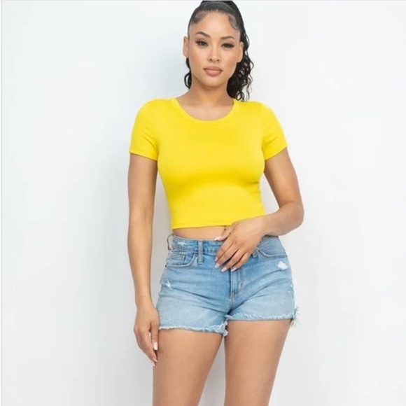 Women Yellow Casual Basic Cap Sleeve Slim Fitted Round Neck Crop Tee - Picture 3 of 5